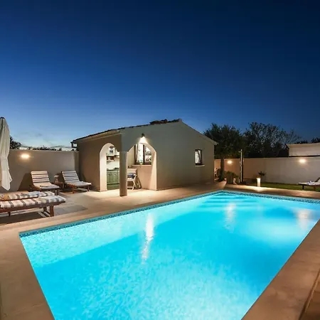 Villa Antea Zadarvillas *